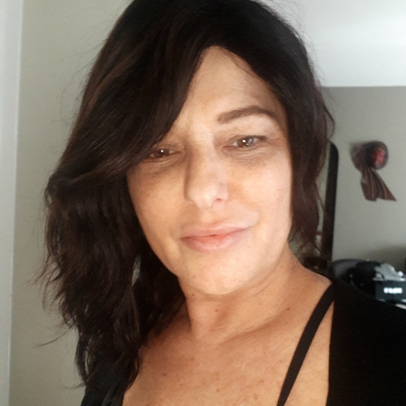 Meet your Posher, Tammy - Picture 2 of 7